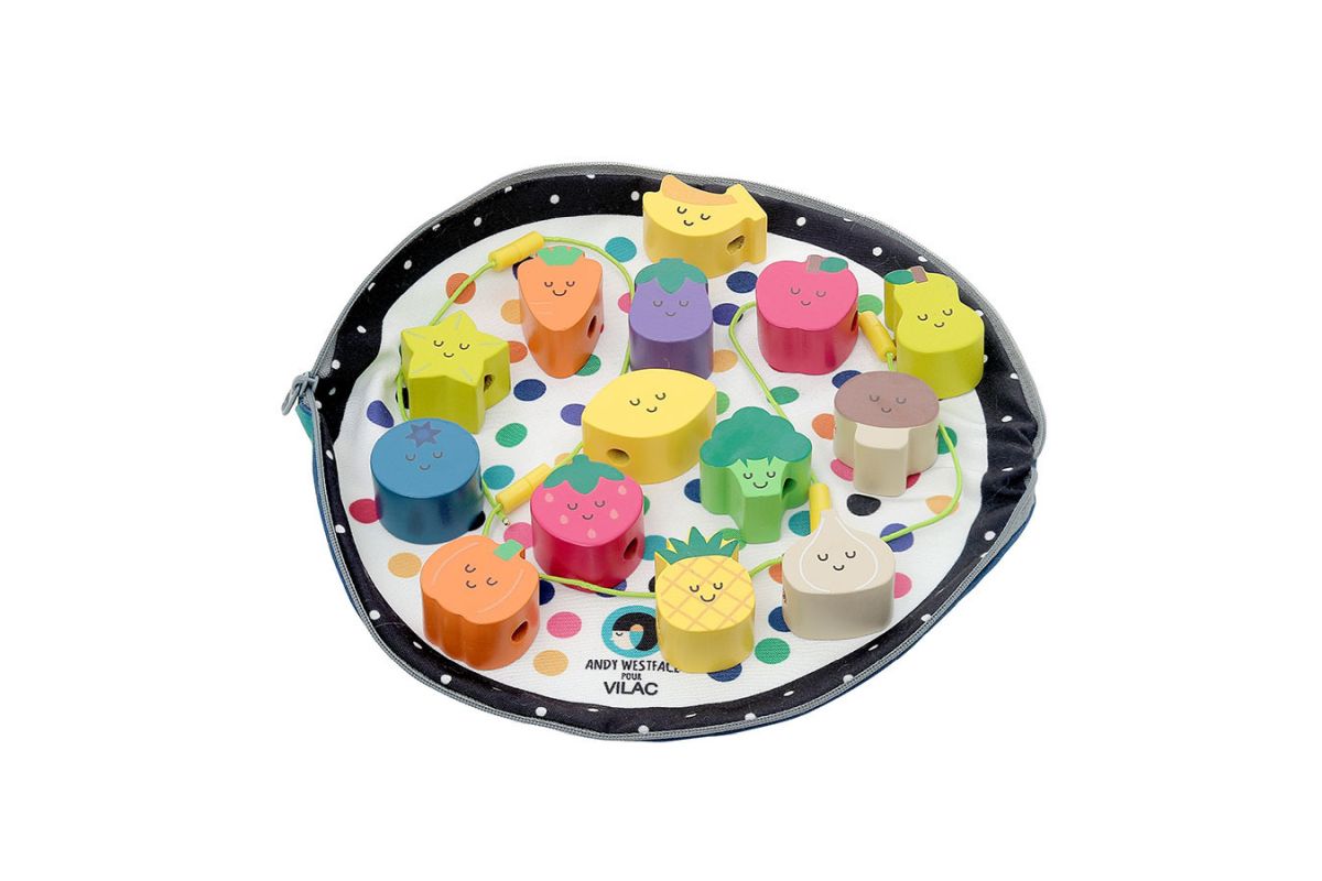 vilac-1500-Fruits-wooden-beads-Andy-Westface3